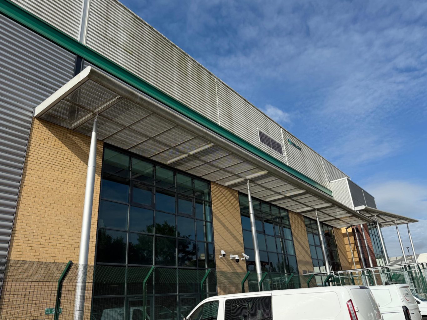 Prologis Stockley Park - External high-level cleaning.